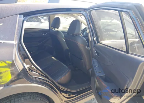 2021 Subaru Crosstrek Limited from USA, damaged, VIN JF2GTHMC8M8372395